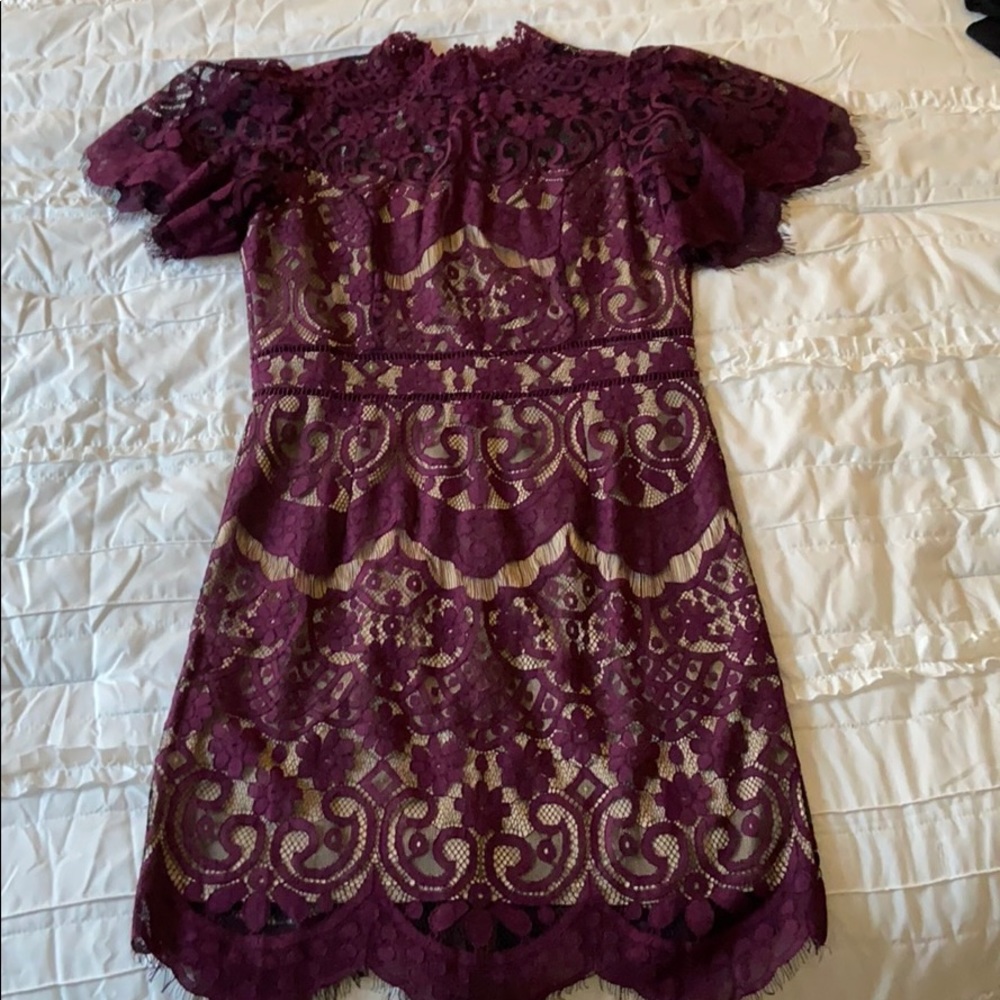 VICI COLLECTION maroon lace dress